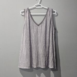 Lane Bryant Women’s V-Neck Sleeveless Top Crinkle Knit Metallic Silver Sz 18/20